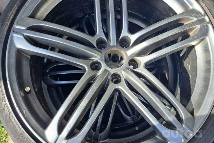 Kita, lengvojo lydinio