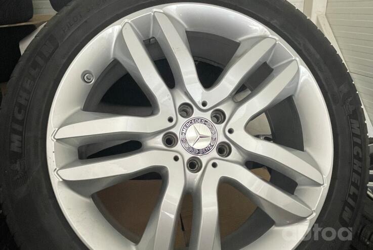 Mercedes-Benz, lengvojo lydinio