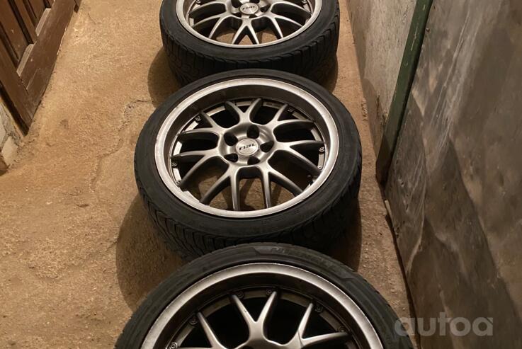 Kita, lengvojo lydinio