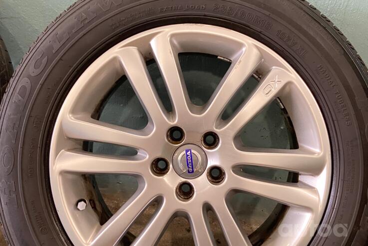VOLVO, lengvojo lydinio