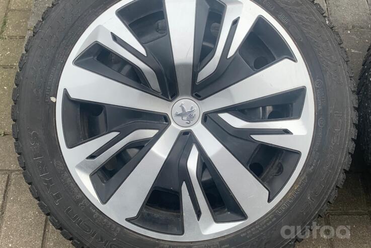 Kita, plieniniai štampuoti