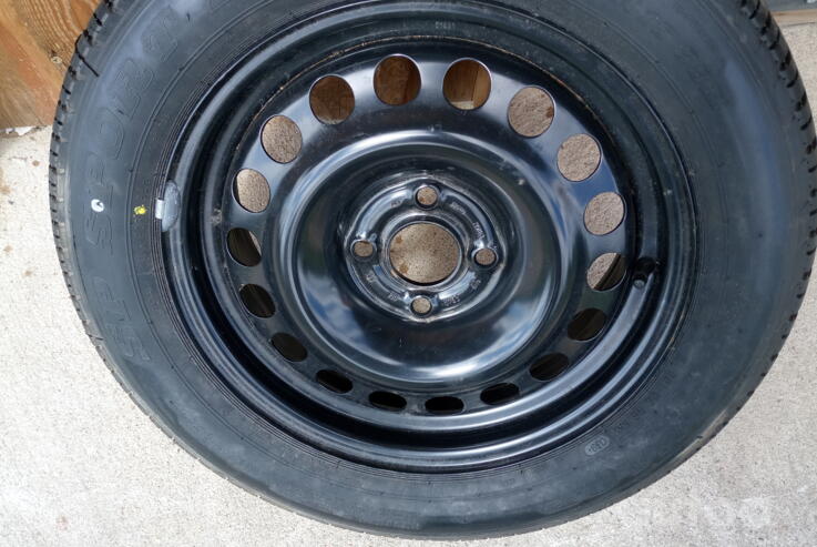 Kita, plieniniai štampuoti