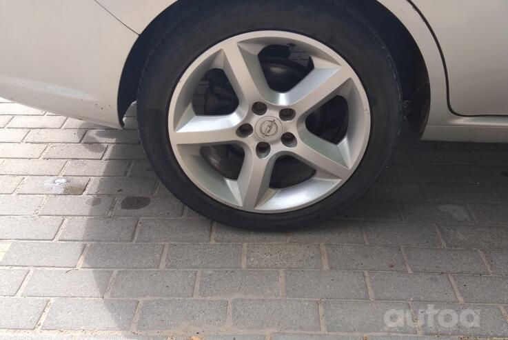 Kita, lengvojo lydinio