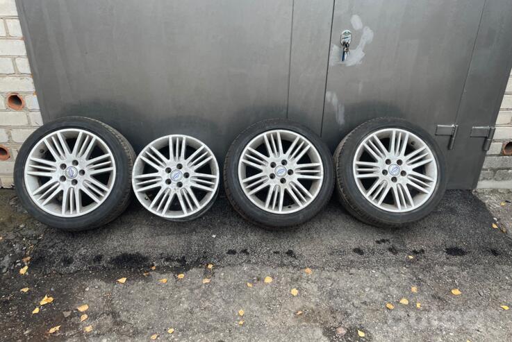 Volvo, lengvojo lydinio