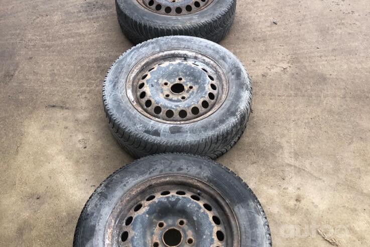 Kita, plieniniai štampuoti