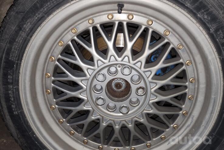 Kita, lengvojo lydinio