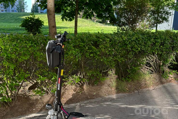 Beaster Scooter Bs11